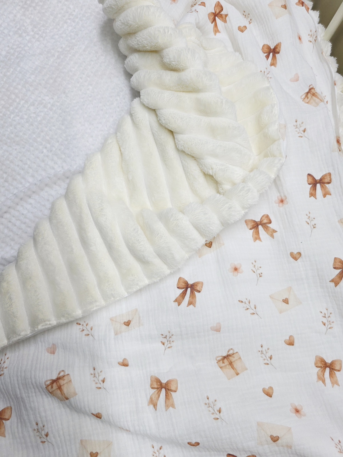 SET 4a dvoslojna muslinminky dekica+jastučić+muslin slinček+muslin krpica 10998 - Slika 2