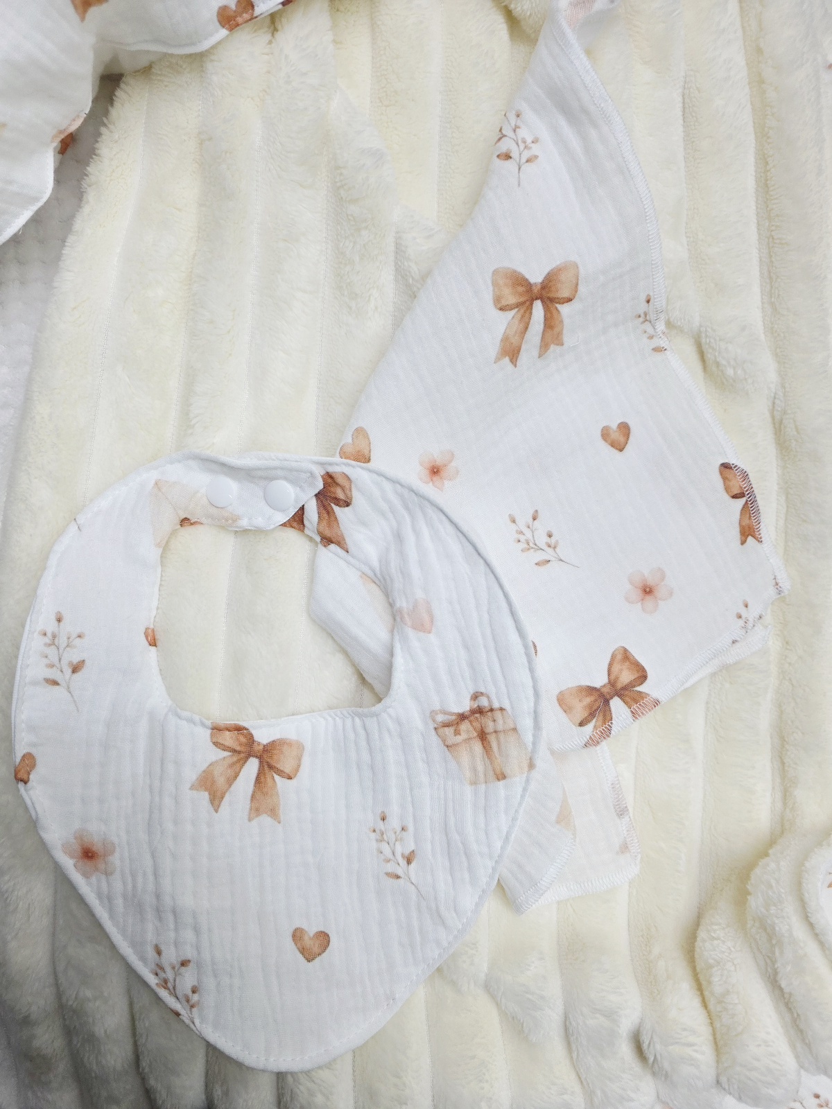 SET 4a dvoslojna muslinminky dekica+jastučić+muslin slinček+muslin krpica 10998 - Slika 4